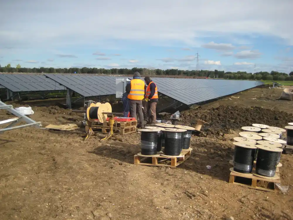 Distribuzione elettrica fotovoltaico